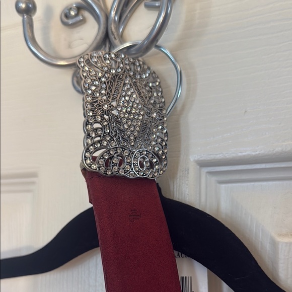 Ralph Lauren dark red suede Belt with Ornate Silver Buckle - Picture 4 of 6